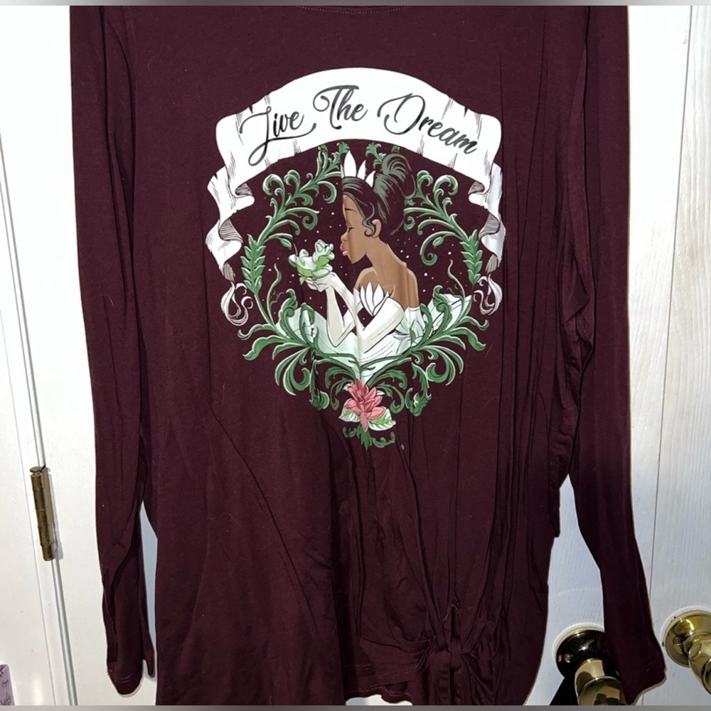 Torrid Princess and The Frog size 3 Shirt